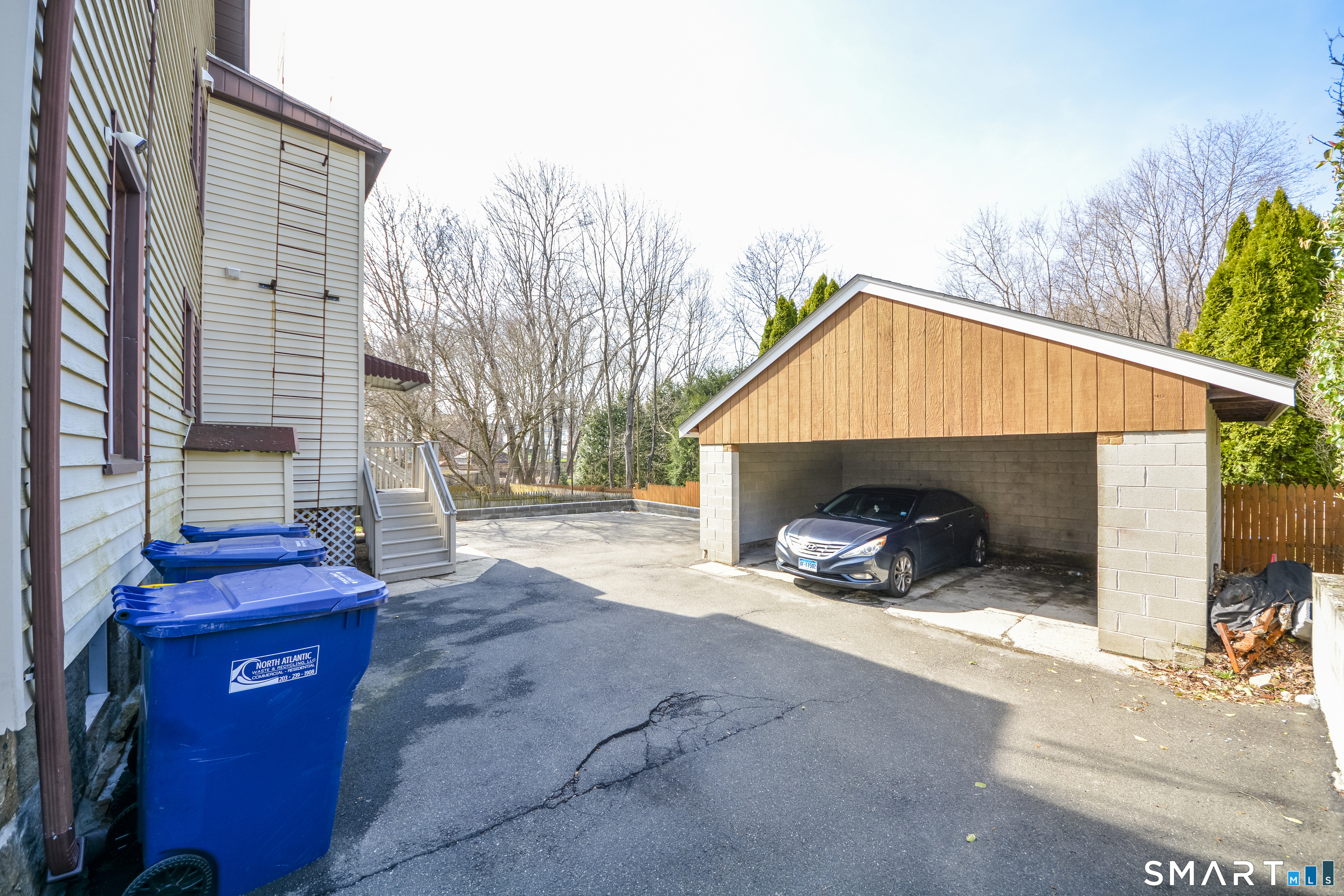 51 Locke Street Ansonia, CT 06401 - Photo 11 of 36