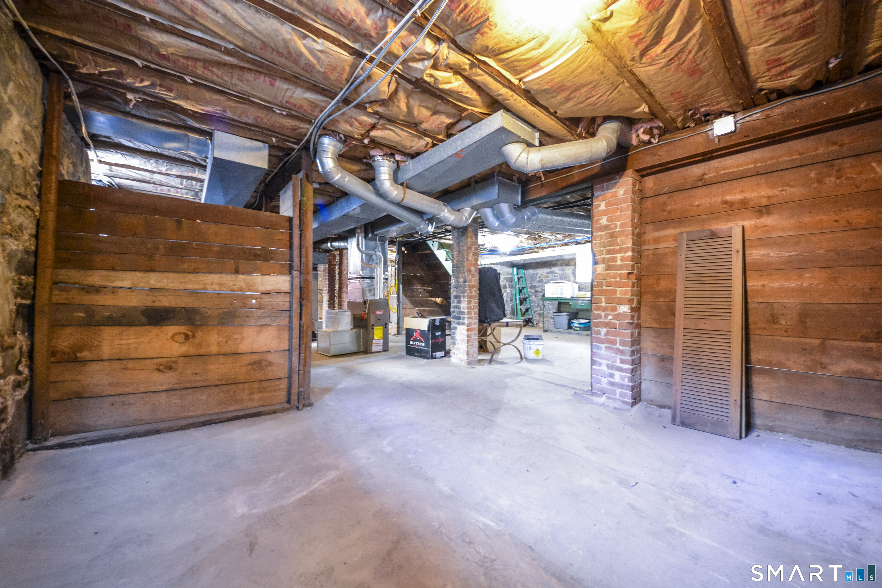 51 Locke Street Ansonia, CT 06401 - Photo 20 of 36