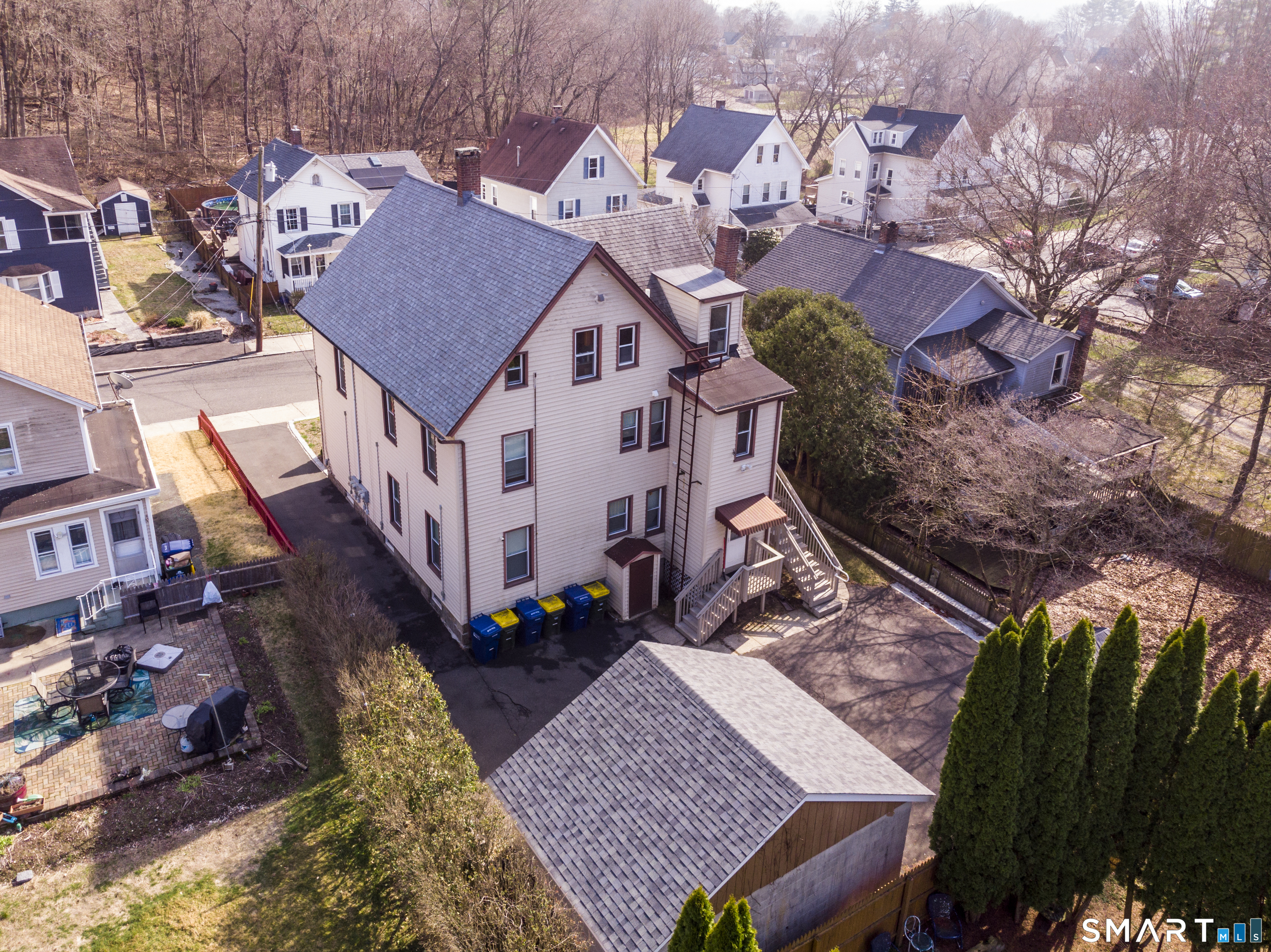 51 Locke Street Ansonia, CT 06401 - Photo 31 of 36