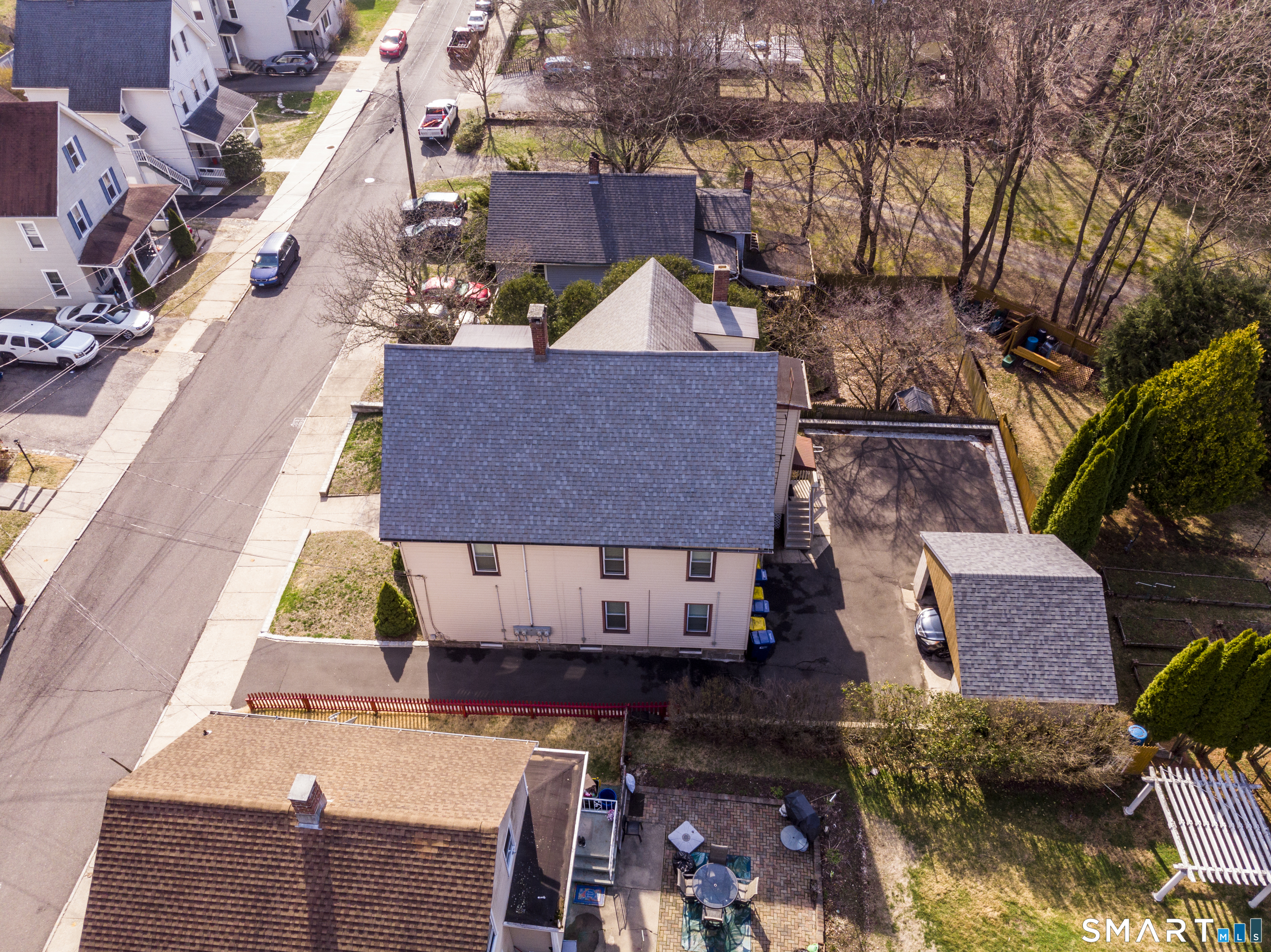 51 Locke Street Ansonia, CT 06401 - Photo 33 of 36