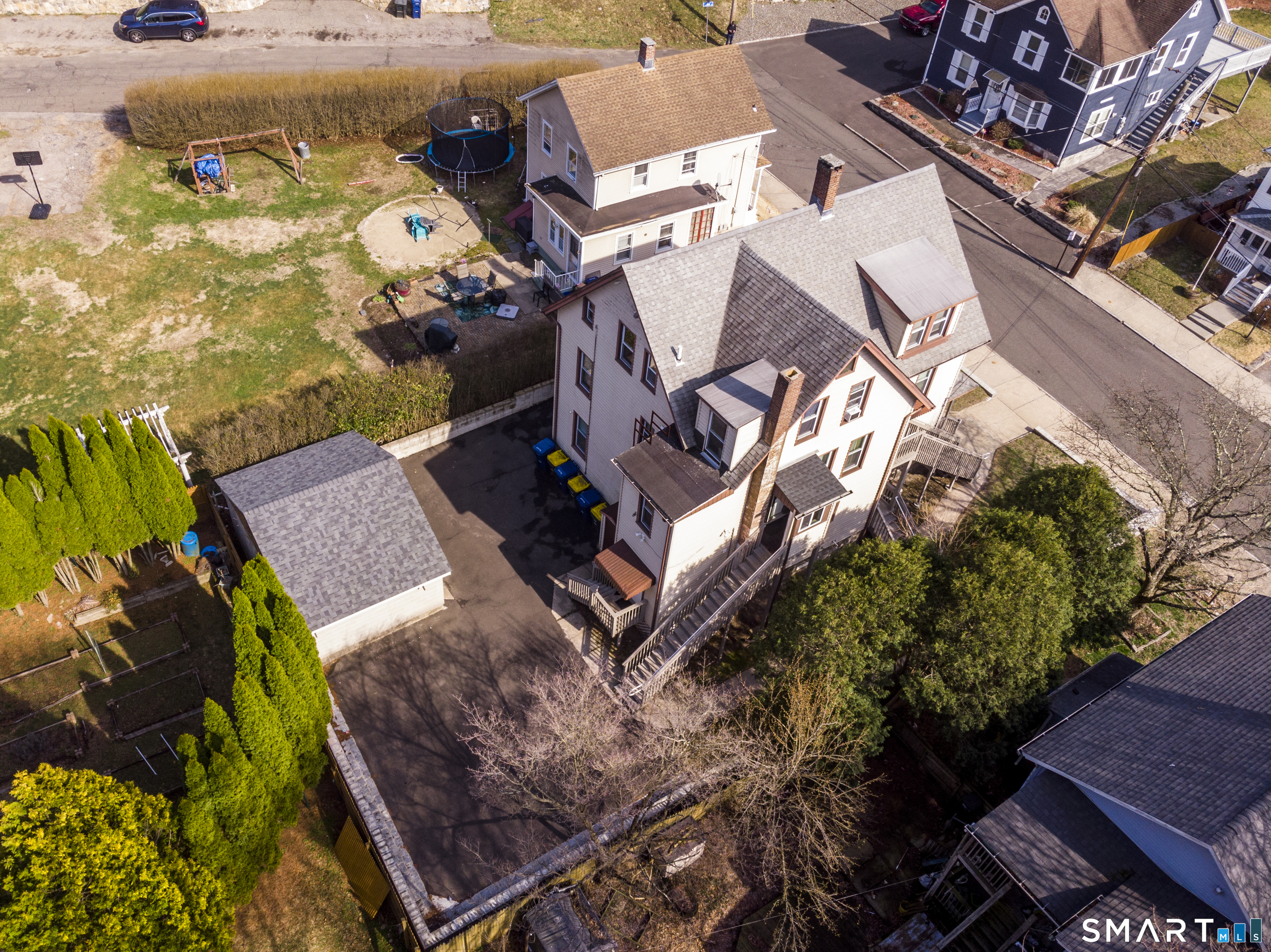 51 Locke Street Ansonia, CT 06401 - Photo 35 of 36