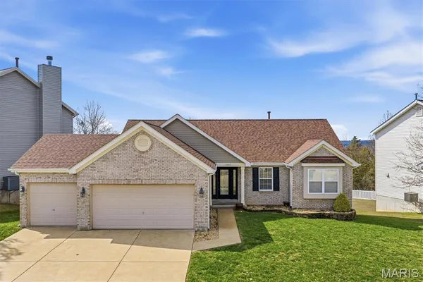 $370,000 | 2253 Providence Park Lane, Herculaneum, MO 63048