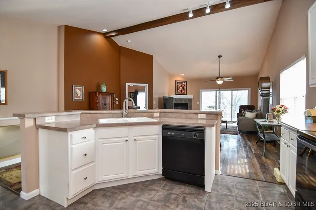 $539,900 | 378 Grandview Drive, Lake Ozark, MO 65049