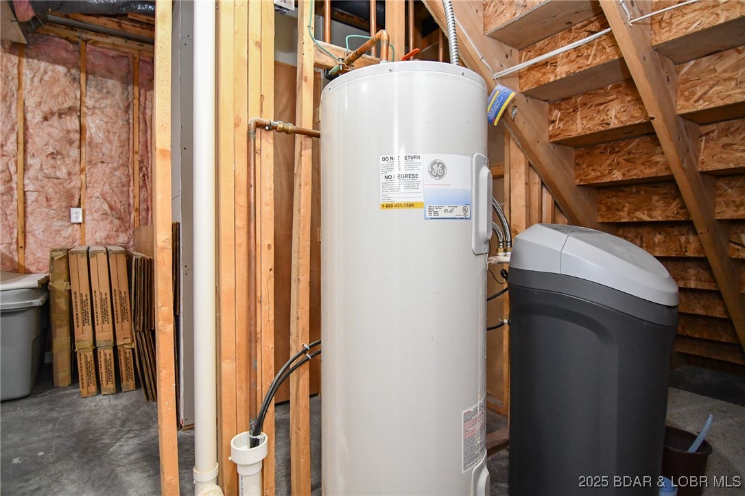 378 Grandview Drive Lake Ozark, MO 65049 - Photo 39 of 57