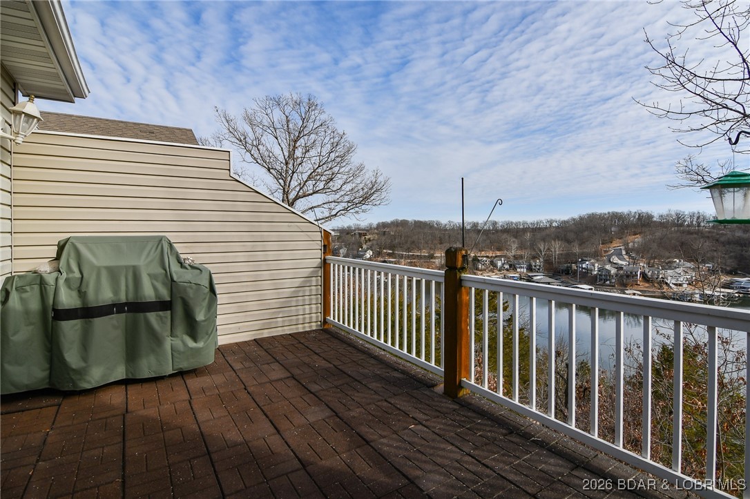 378 Grandview Drive Lake Ozark, MO 65049 - Photo 10 of 57