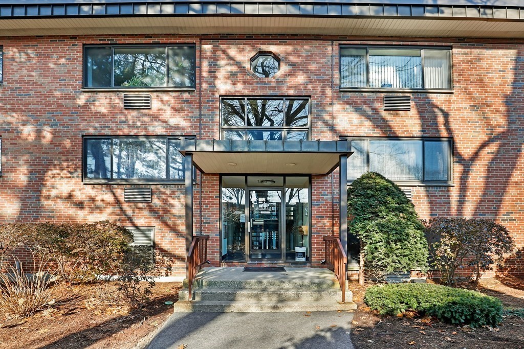 1325 Worcester Road, Unit C1 Framingham, MA 01701 - Photo 2 of 31 Gallery Image 2