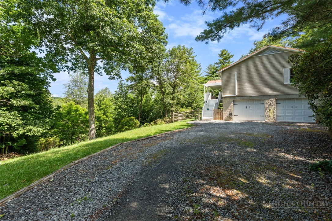 9081 Pittmans Gap Road Newland, NC 28657 - Photo 41 of 49