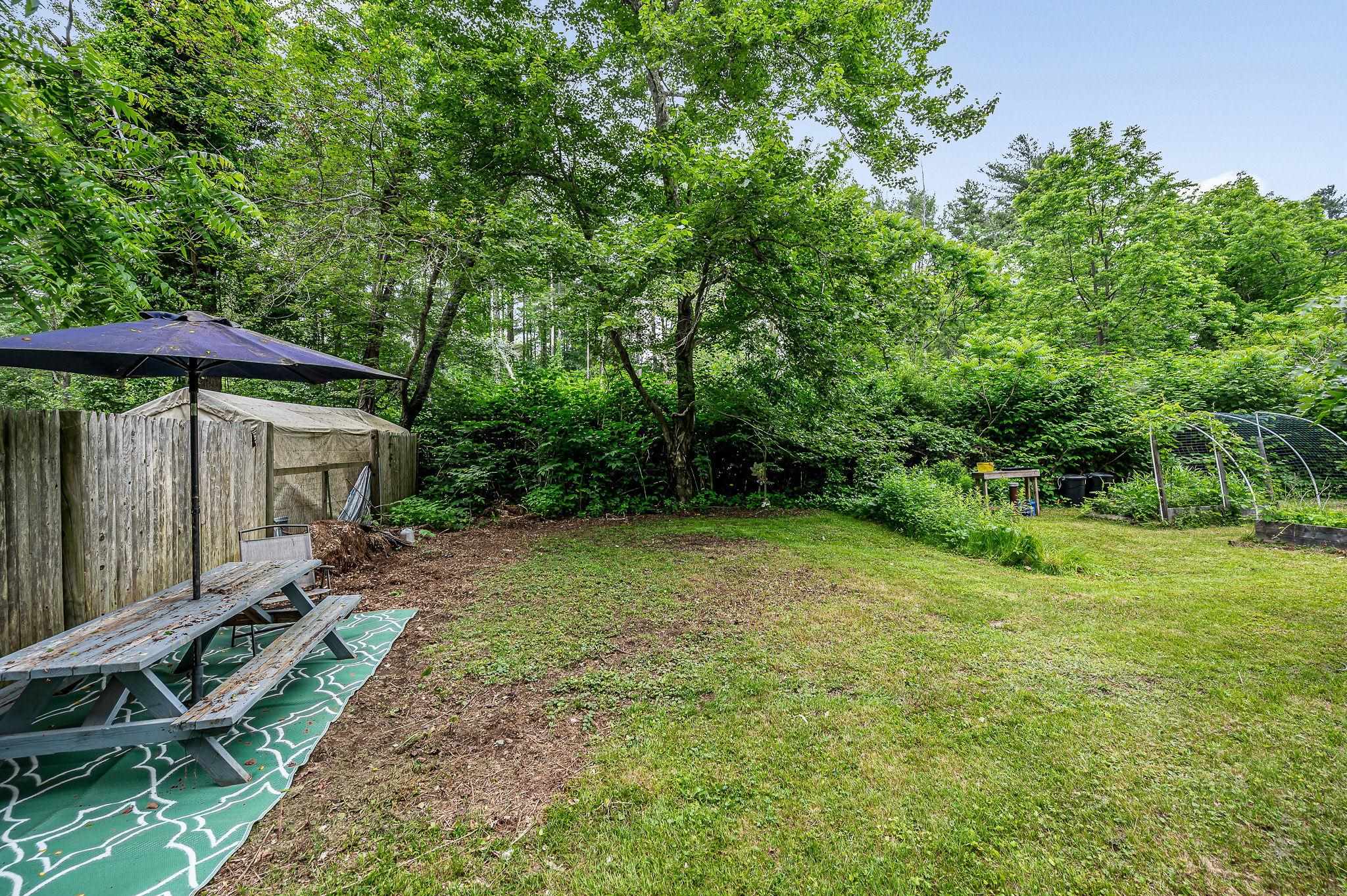 84 Chester Road Derry, NH 03038 - Photo 23 of 30