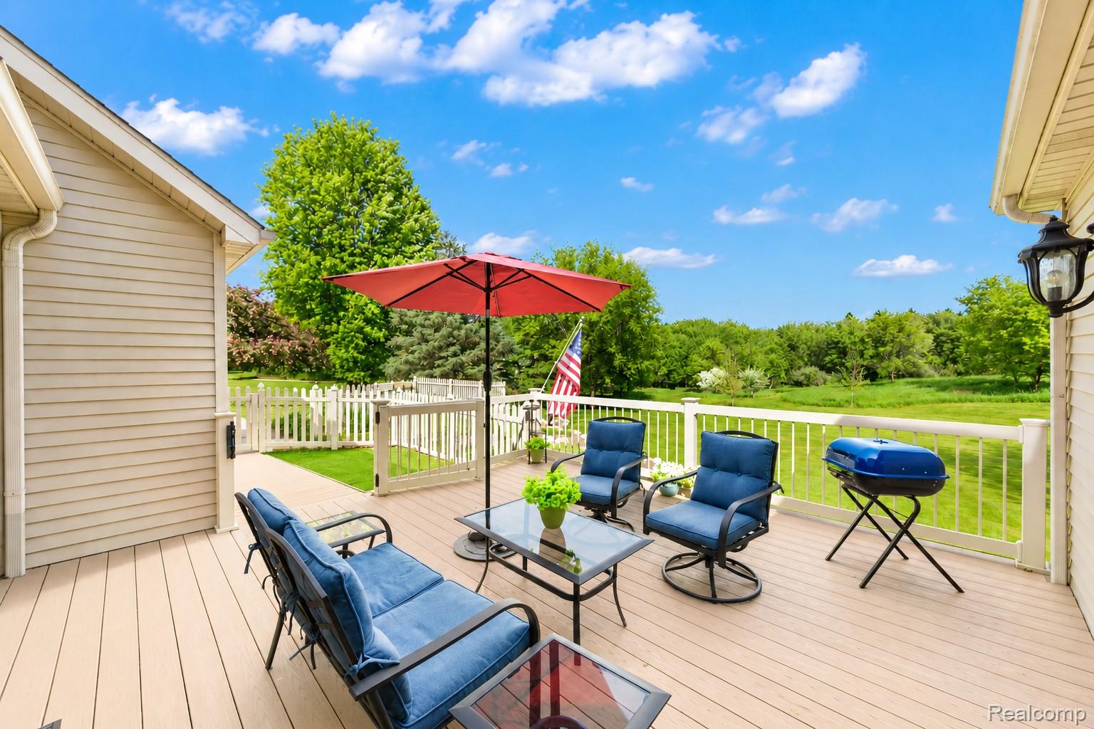 7505 Quail Ridge Drive Dexter, MI 48130 - Photo 12 of 75 deck.jpg