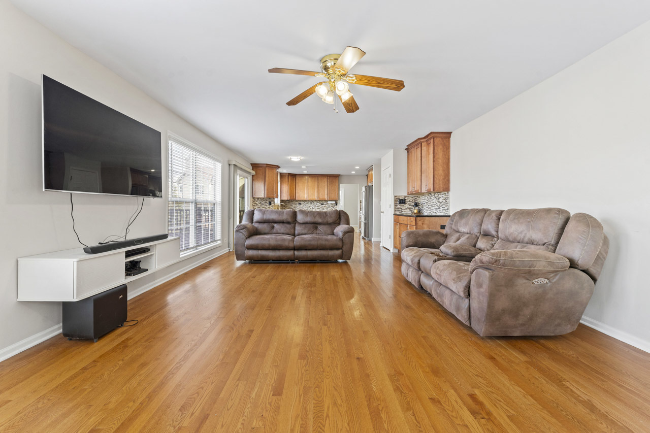 1460 Lancaster Lane Algonquin, IL 60102 - Photo 11 of 50