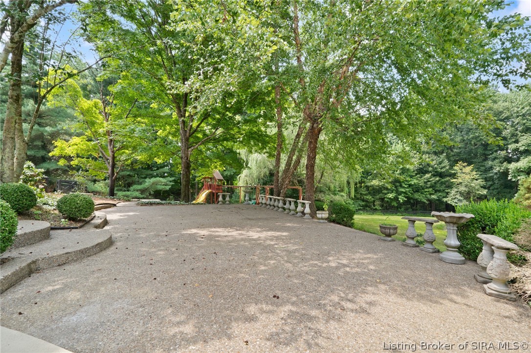 6468 Moser Knob Road Floyds Knobs, IN 47119 - Photo 14 of 95 Gallery Image 14