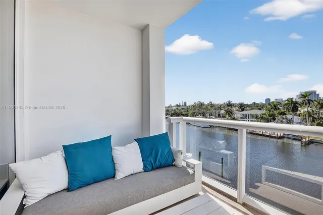 $1,759,000 | 45 Hendricks Isle, Unit 403, Fort Lauderdale, FL 33301