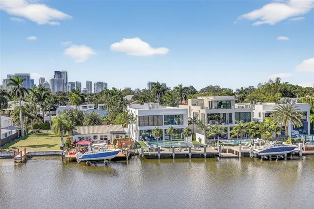 $1,759,000 | 45 Hendricks Isle, Unit 403, Fort Lauderdale, FL 33301