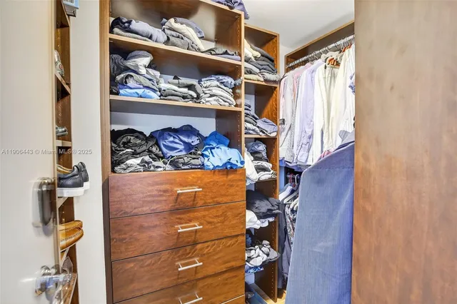 $1,759,000 | 45 Hendricks Isle, Unit 403, Fort Lauderdale, FL 33301