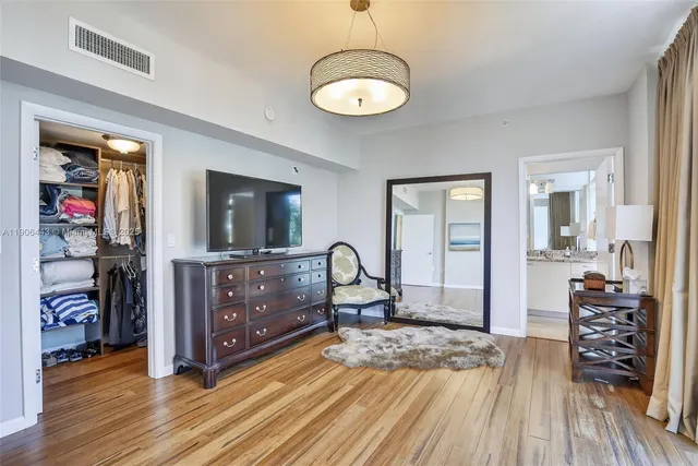 $1,759,000 | 45 Hendricks Isle, Unit 403, Fort Lauderdale, FL 33301