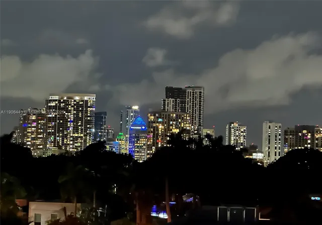 $1,759,000 | 45 Hendricks Isle, Unit 403, Fort Lauderdale, FL 33301