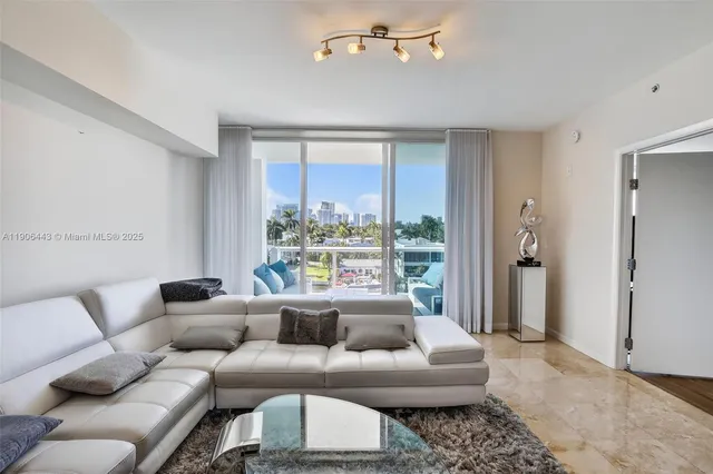 $1,759,000 | 45 Hendricks Isle, Unit 403, Fort Lauderdale, FL 33301