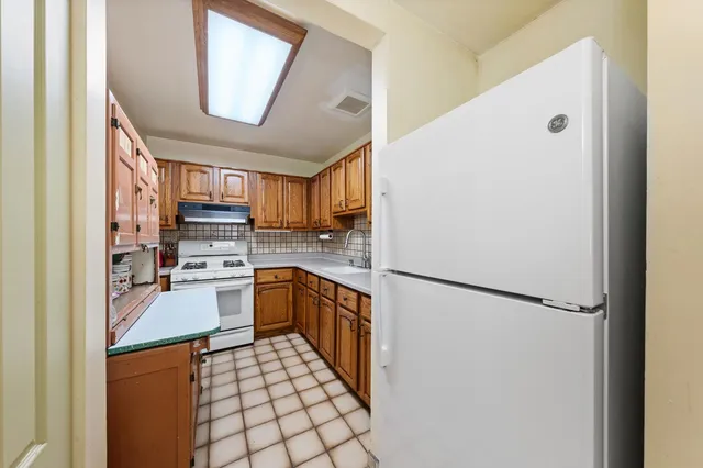 $995,000 | 291-319 Cherry Street, Unit B1 | Two Bridges