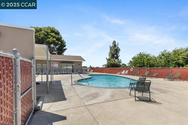 $179,900 | 530 Michele Court, Bay Point, CA 94565