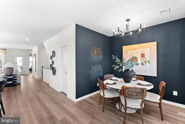 $659,990 | 6 Sepia Square, Unit HE, Ashburn, VA 20147