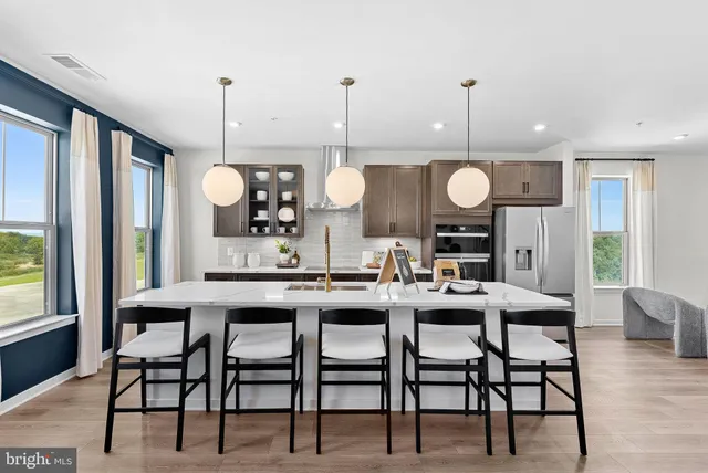 $659,990 | 6 Sepia Square, Unit HE, Ashburn, VA 20147