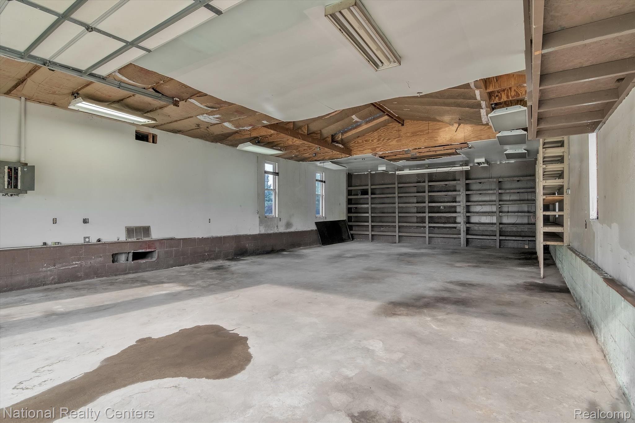 4641 Clintonville Road Clarkston, MI 48346 - Photo 40 of 40 40-4641-Clintonville-Rd-WindowStill-Real-Estate-Photography-40.jpg