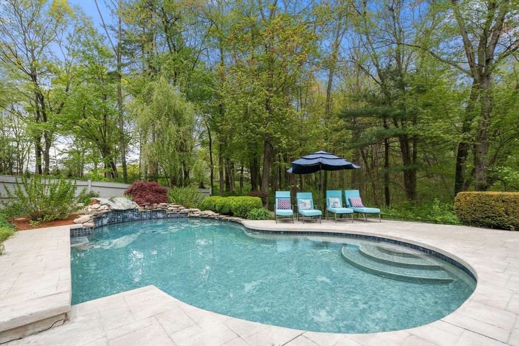 71 Sears Road Southborough, MA 01772 - Photo 34 of 39