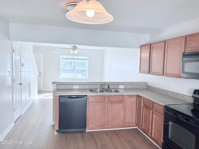 $1,325 | 1007 Banister Loop, Jacksonville, NC 28546