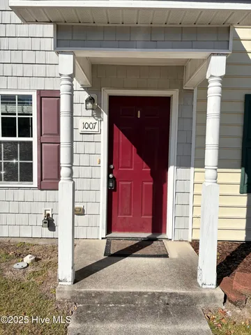 $1,325 | 1007 Banister Loop, Jacksonville, NC 28546