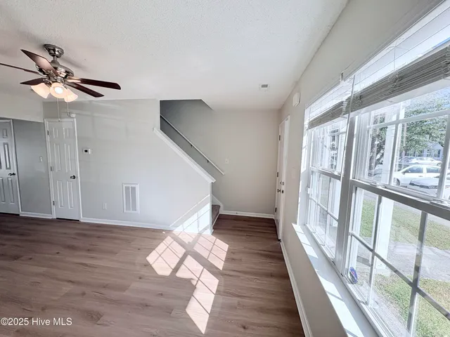 $1,325 | 1007 Banister Loop, Jacksonville, NC 28546