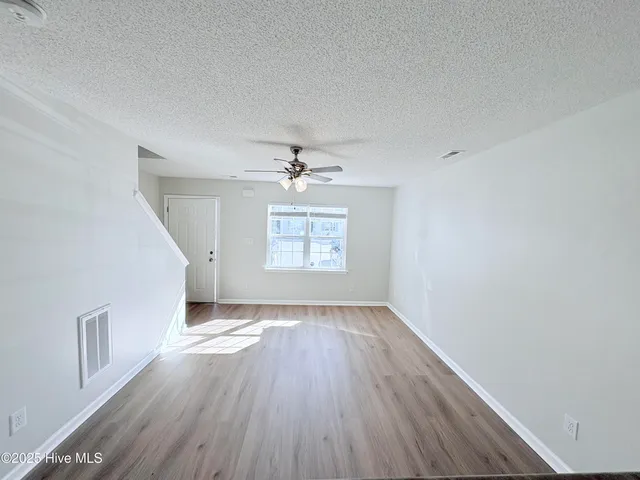 $1,325 | 1007 Banister Loop, Jacksonville, NC 28546