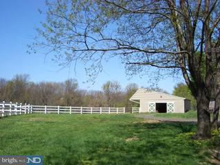 675 Eagle Road Newtown, PA 18940 - Photo 2 of 5