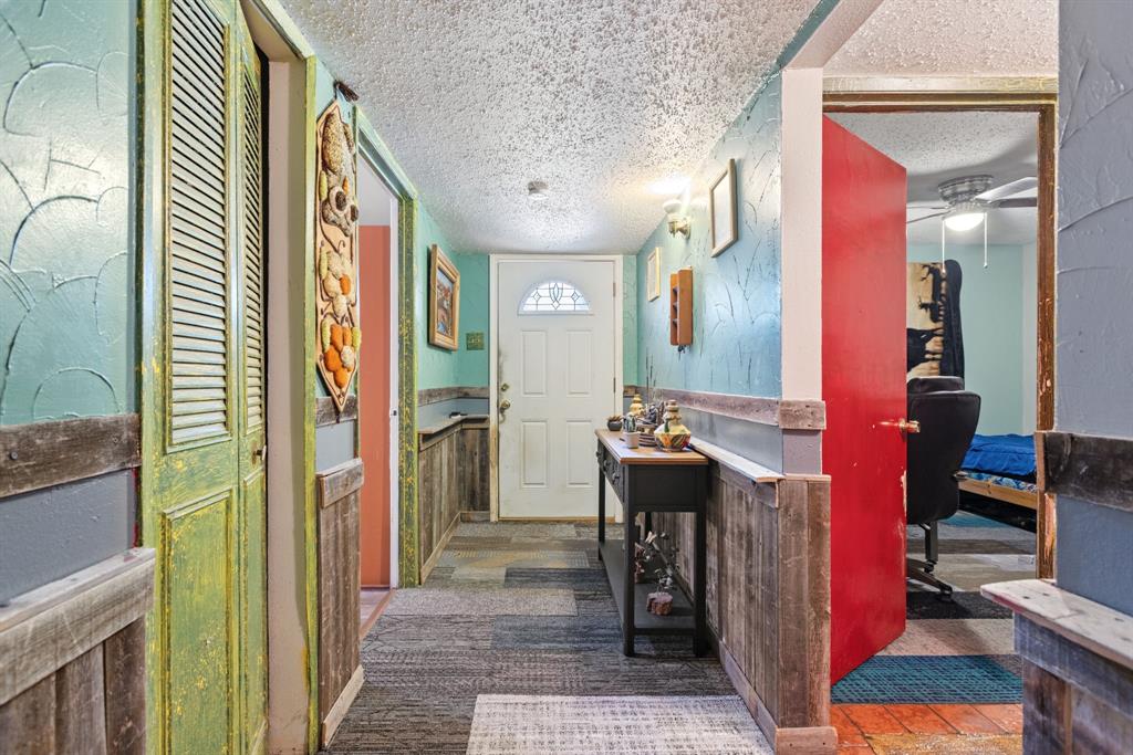 3352 Buckingham Lane Plano, TX 75074 - Photo 6 of 34 a view of elevator