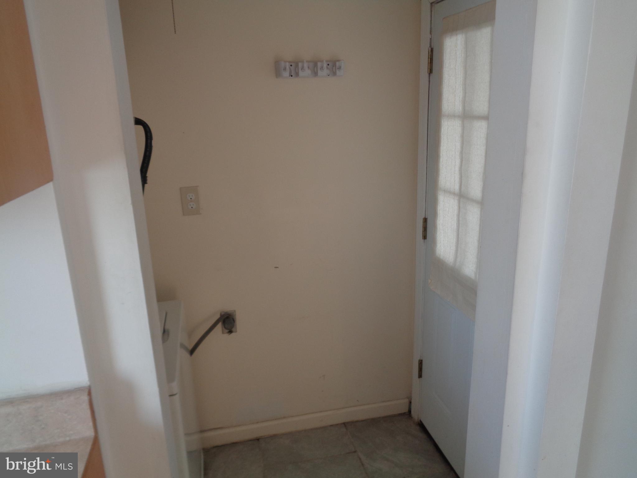 6708 Larkspur Road Morningside, MD 20746 - Photo 12 of 21 Interior (General)