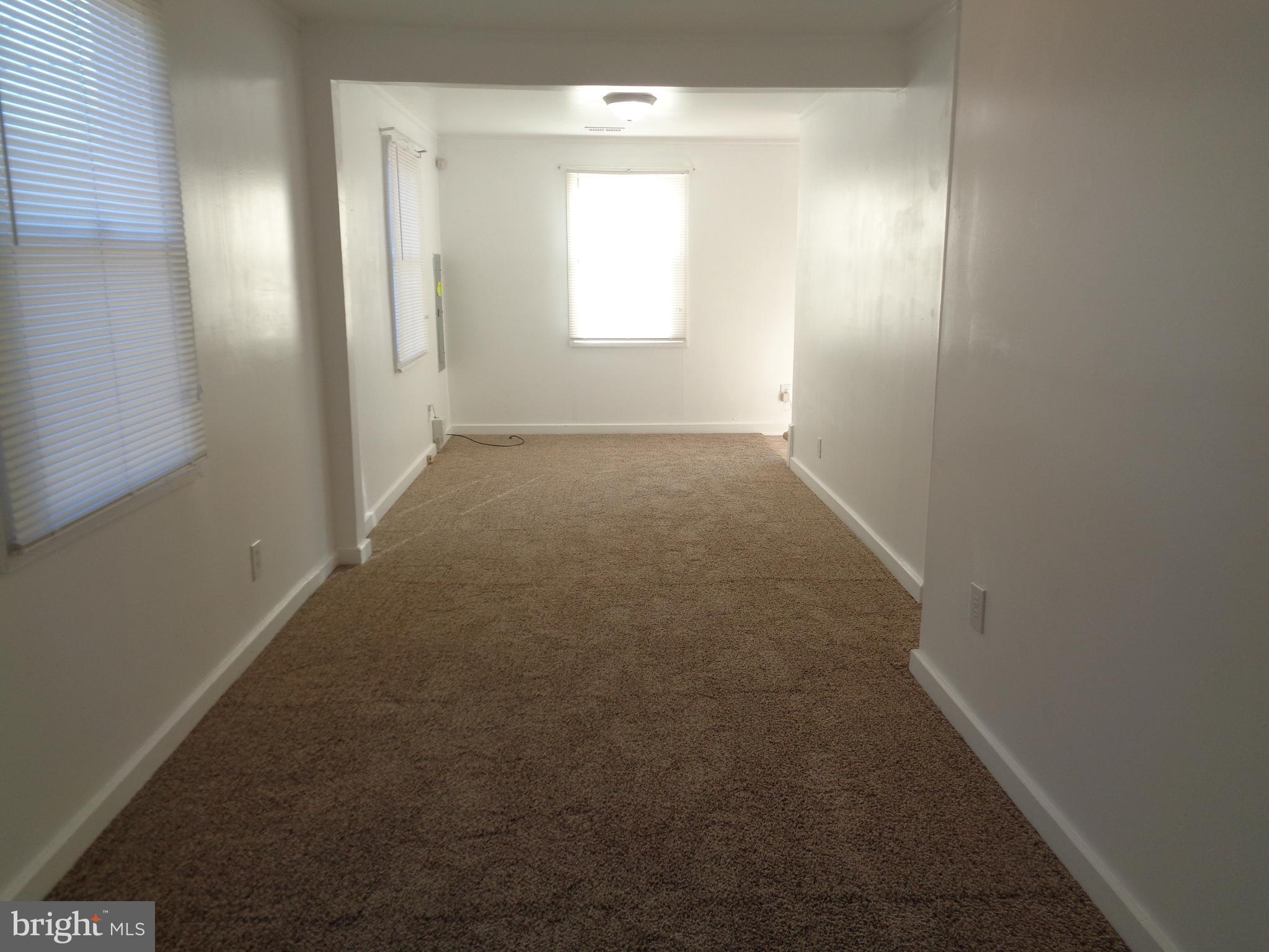 6708 Larkspur Road Morningside, MD 20746 - Photo 14 of 21 Family Room