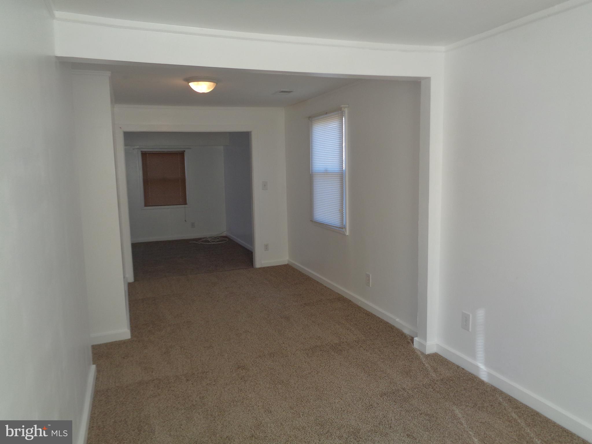 6708 Larkspur Road Morningside, MD 20746 - Photo 15 of 21 Living Room