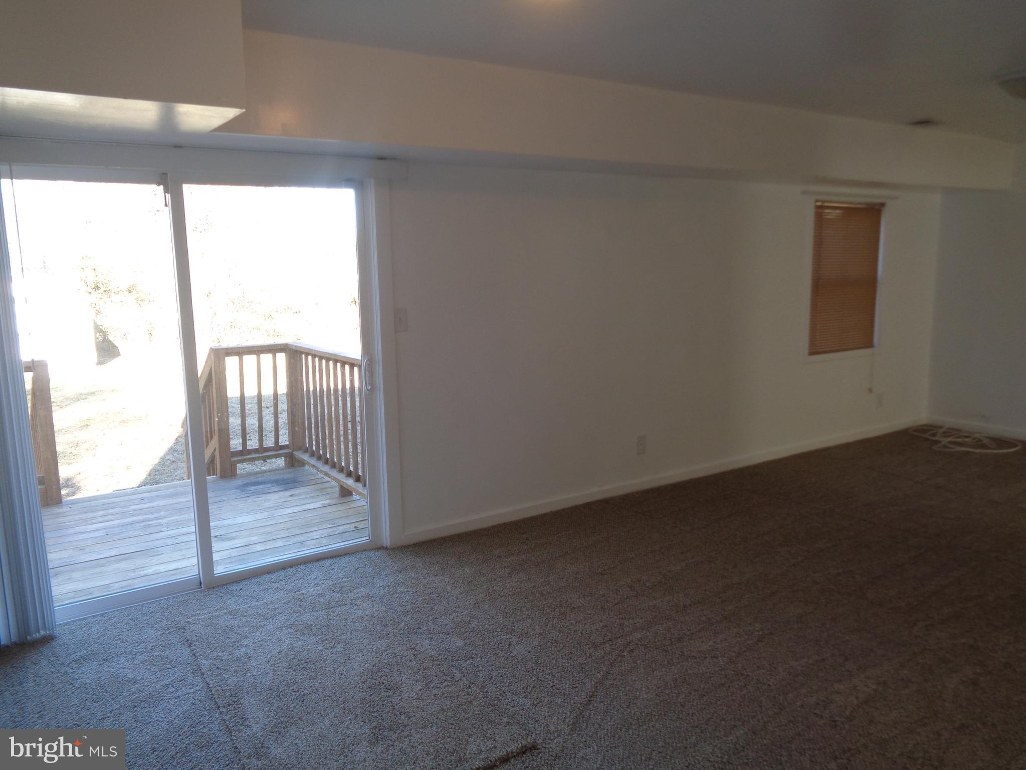 6708 Larkspur Road Morningside, MD 20746 - Photo 18 of 21 Family Room