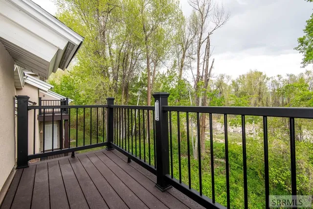 $850,000 | 125 Cobble Creek Lane, Unit 75, Driggs, ID 83422