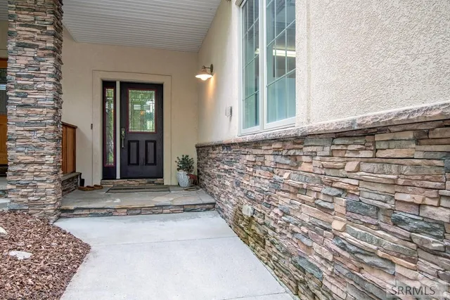 $850,000 | 125 Cobble Creek Lane, Unit 75, Driggs, ID 83422