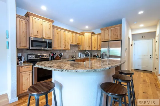 $850,000 | 125 Cobble Creek Lane, Unit 75, Driggs, ID 83422