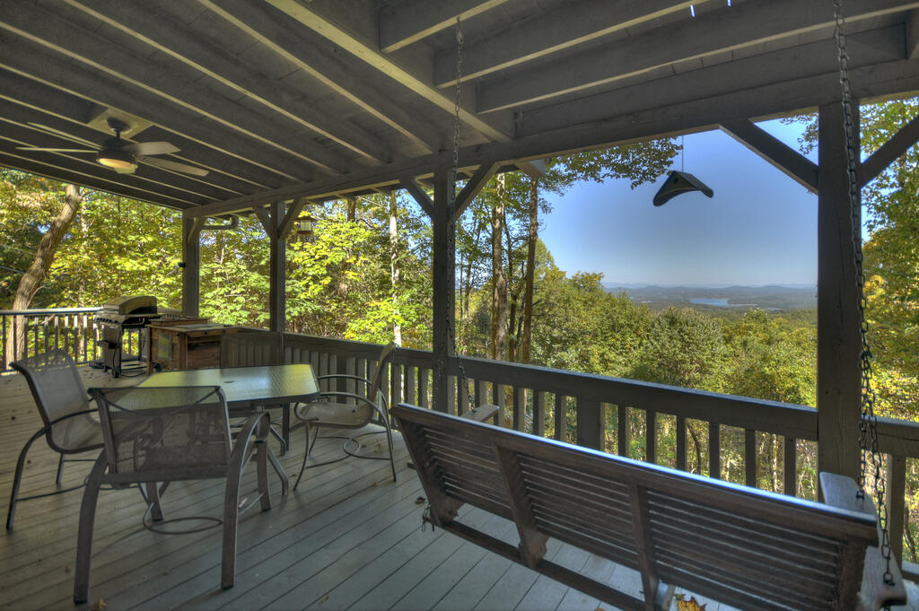 304 Ridge Circle Blue Ridge, GA 30513 - Photo 3 of 50 Gallery Image 3