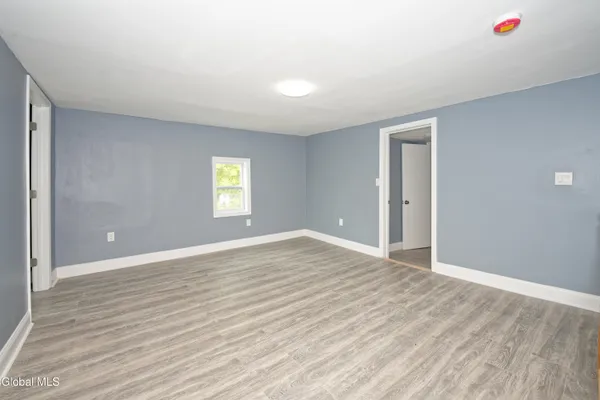 $250,000 | 99 Railroad Avenue, Hoosick Falls, NY 12090