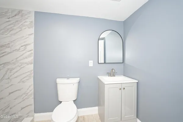 $250,000 | 99 Railroad Avenue, Hoosick Falls, NY 12090