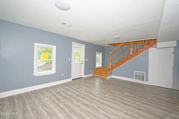 $250,000 | 99 Railroad Avenue, Hoosick Falls, NY 12090