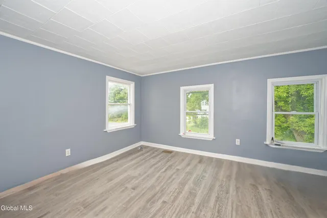 $250,000 | 99 Railroad Avenue, Hoosick Falls, NY 12090