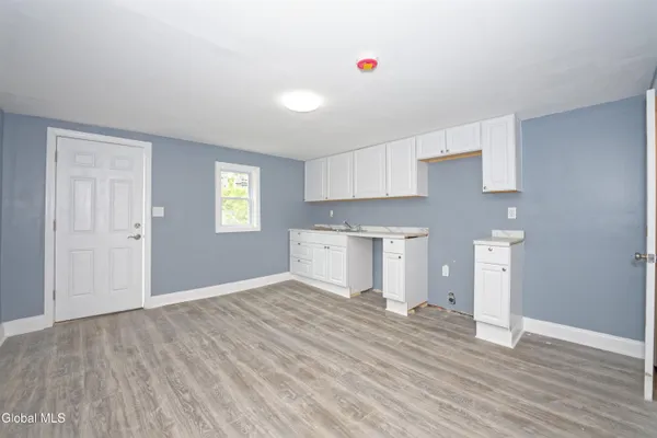 $250,000 | 99 Railroad Avenue, Hoosick Falls, NY 12090
