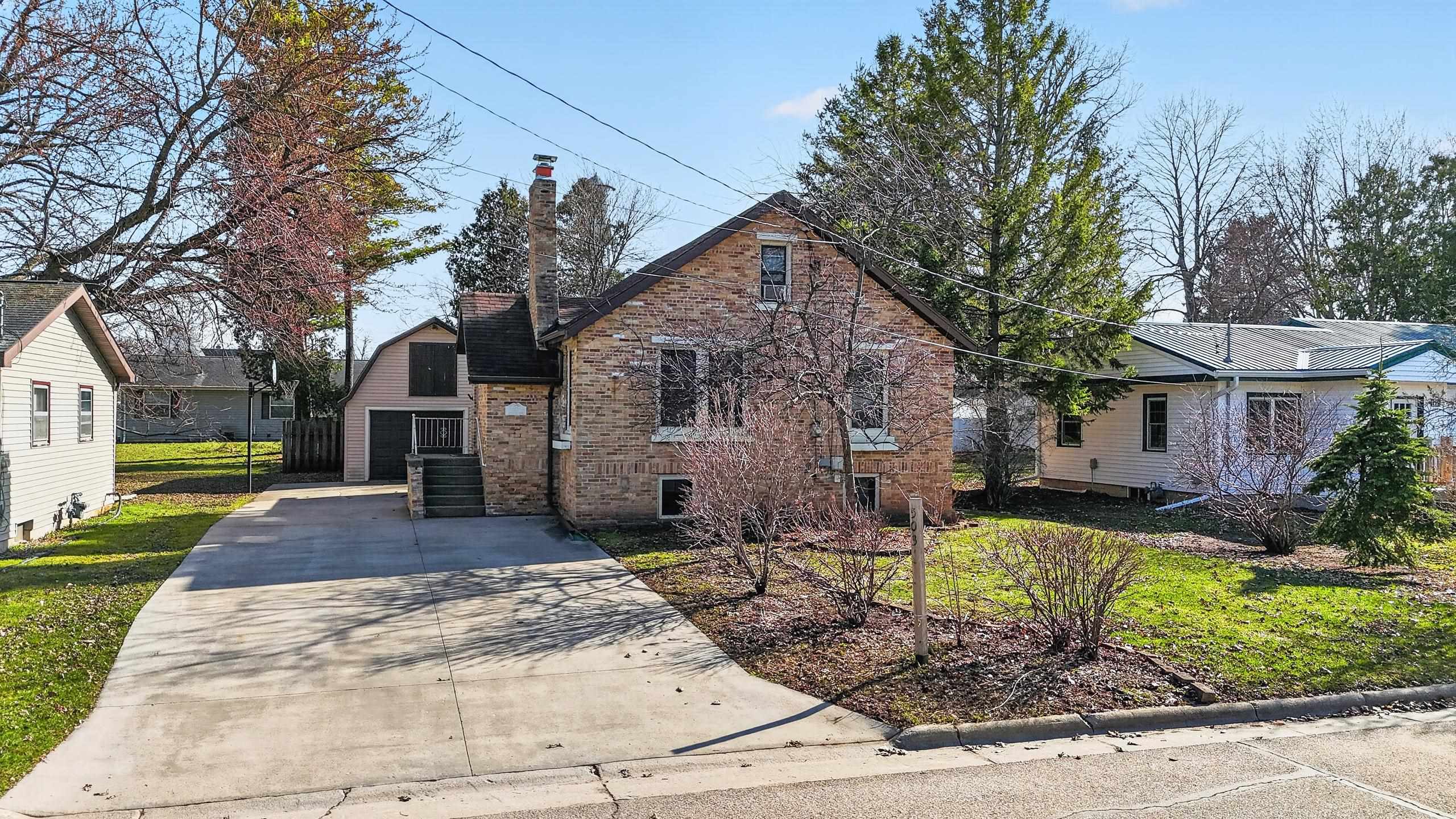503 River View Drive Winneconne, WI 54986 - Photo 3 of 47