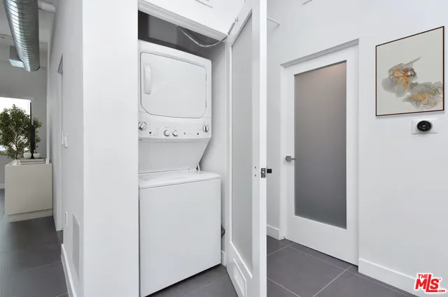 $3,500 | 939 South Broadway, Unit 1006, Los Angeles, CA 90015