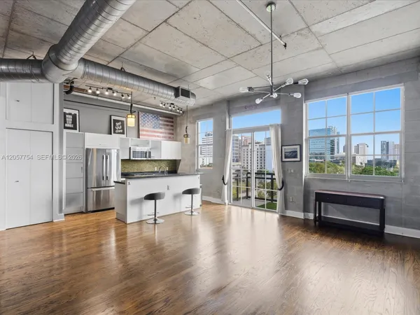 $400,000 | 410 Northwest 1st Avenue, Unit 604, Fort Lauderdale, FL 33301