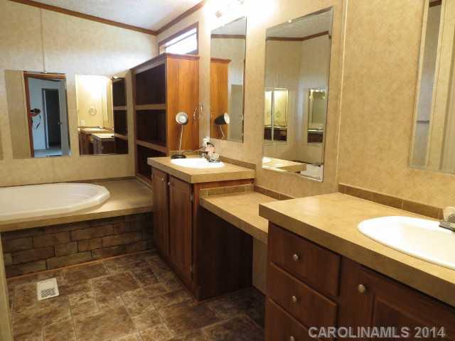 175 Crabtree Road Mocksville, NC 27028 - Photo 13 of 16 Gallery Image 13